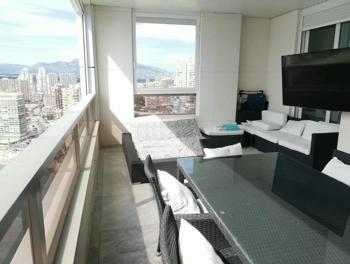 Gemelos 28 Blueline Benidorm Luaran gambar