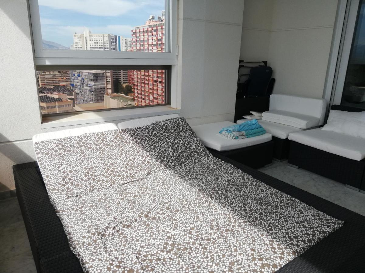 Gemelos 28 Blueline Benidorm Luaran gambar